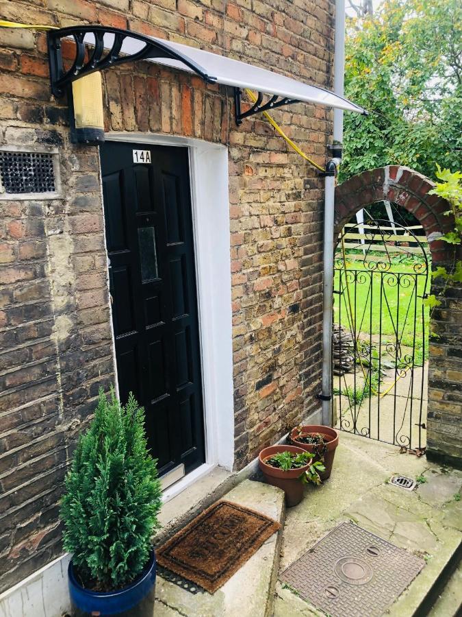 Appartamento Lavender Den Londra Esterno foto
